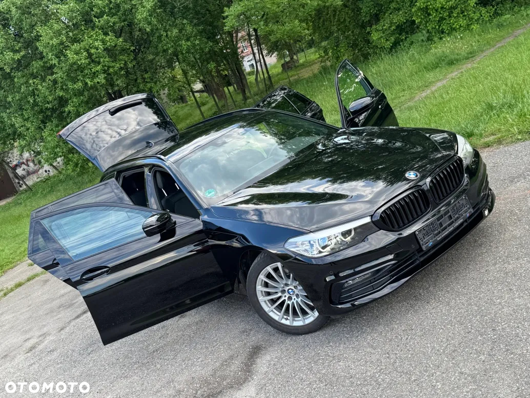 BMW Seria 5 520d Sport Line sport - 9