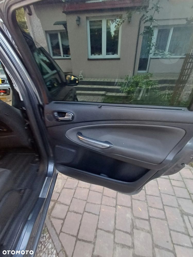 Ford S-Max - 20