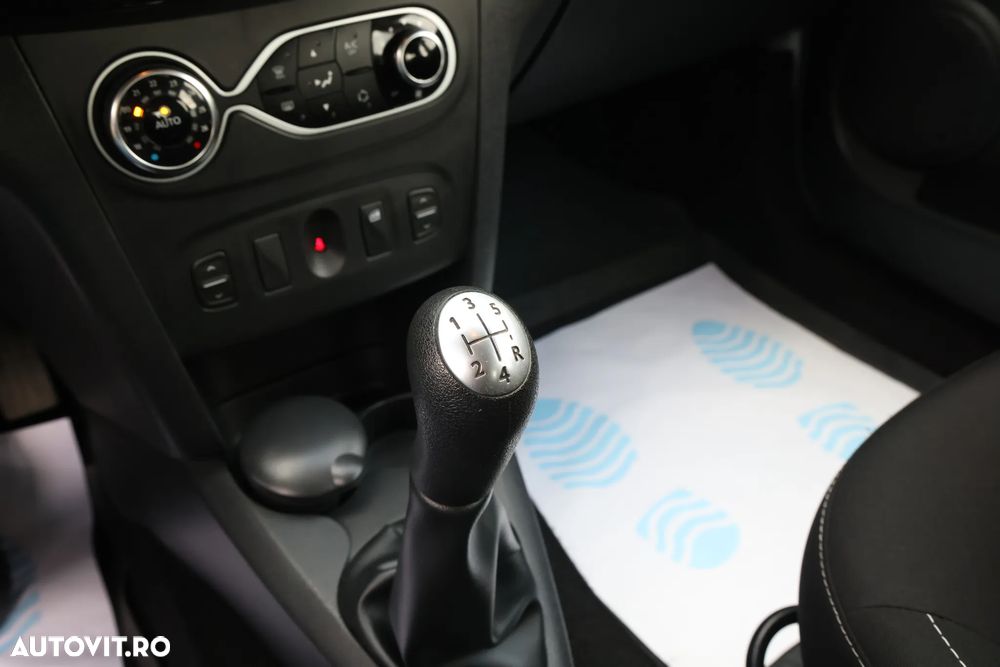 Dacia Logan 1.0 SCe Prestige - 16