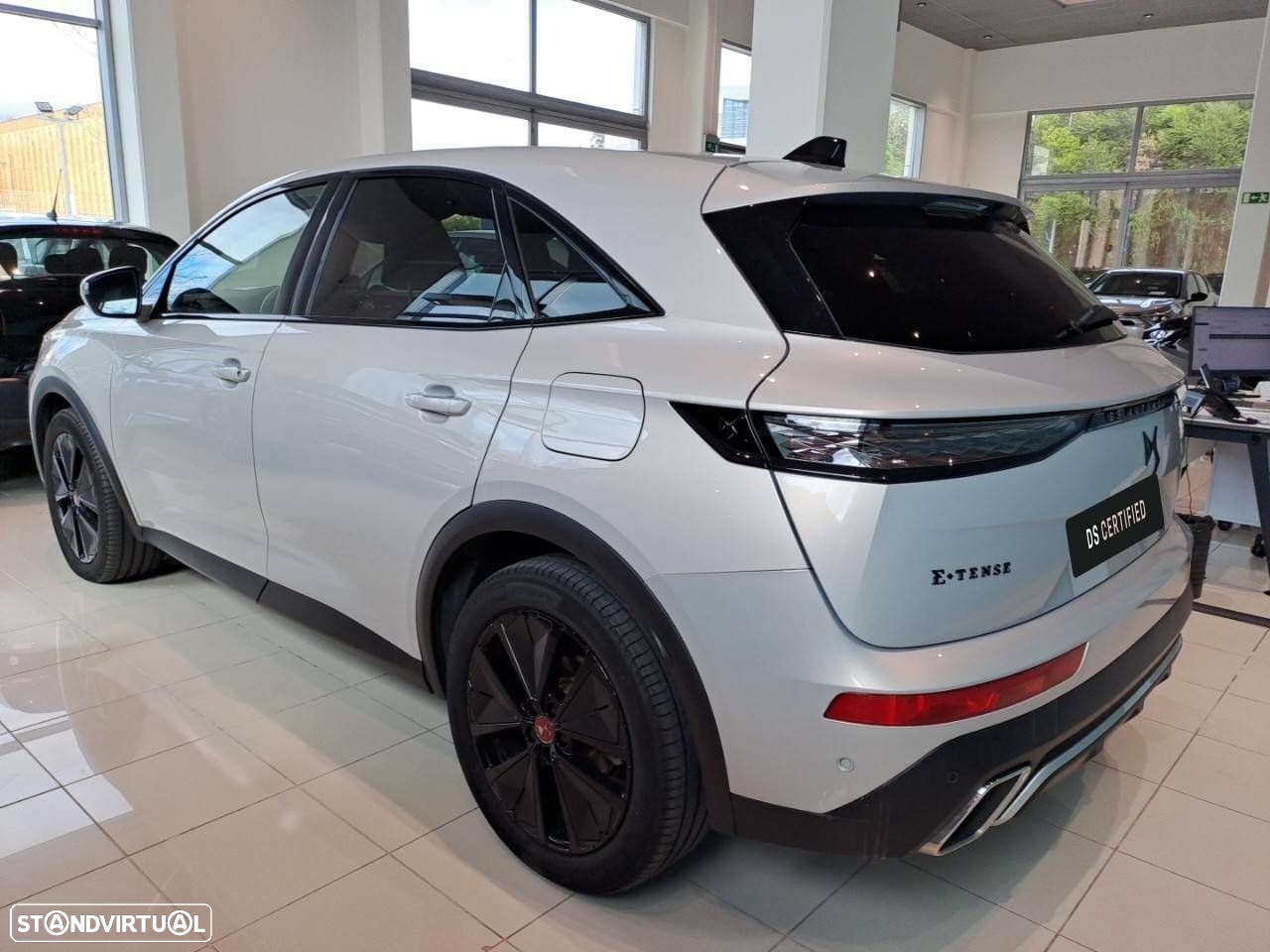 DS DS7 E-Tense Performance Line EAT8 - 5