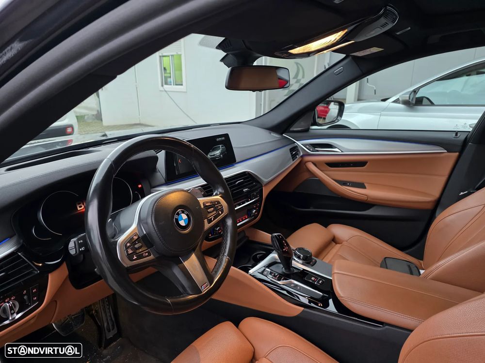 BMW M550d xDrive Auto - 14