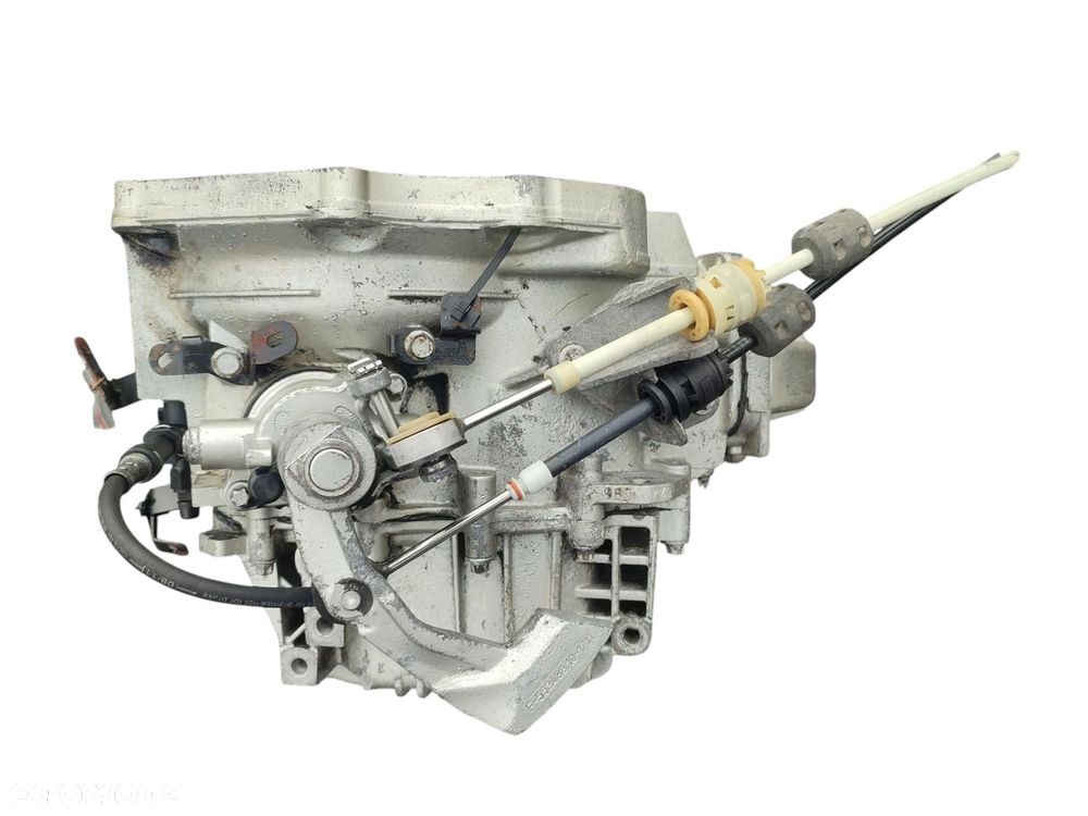 SKRZYNIA BIEGÓW OPEL ASTRA H GTC (2005-2011) 1.6 T 180KM M32 - 2