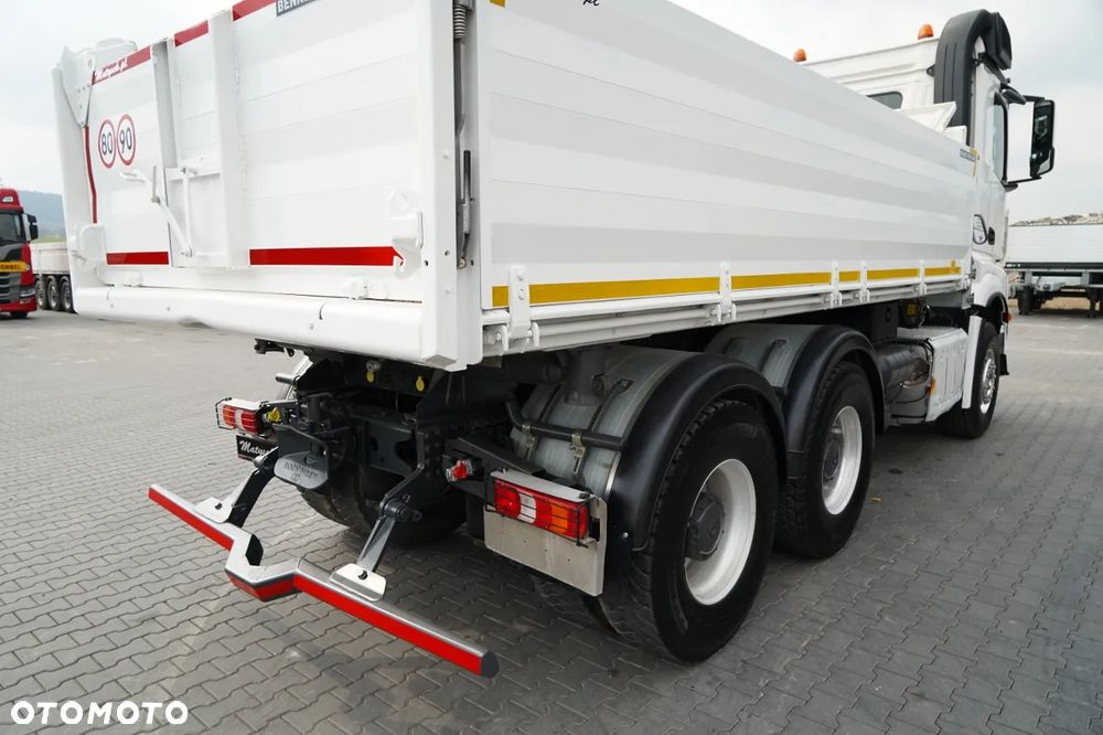 Mercedes-Benz AROCS 2658 / WYWROTKA 3 STRONNA / ŁADOWNOŚĆ 14 TON / ALUFELGI  / EURO 6 / - 19