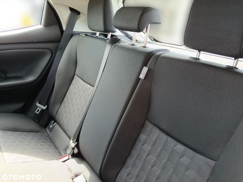 Toyota Yaris 1.5 Comfort - 13