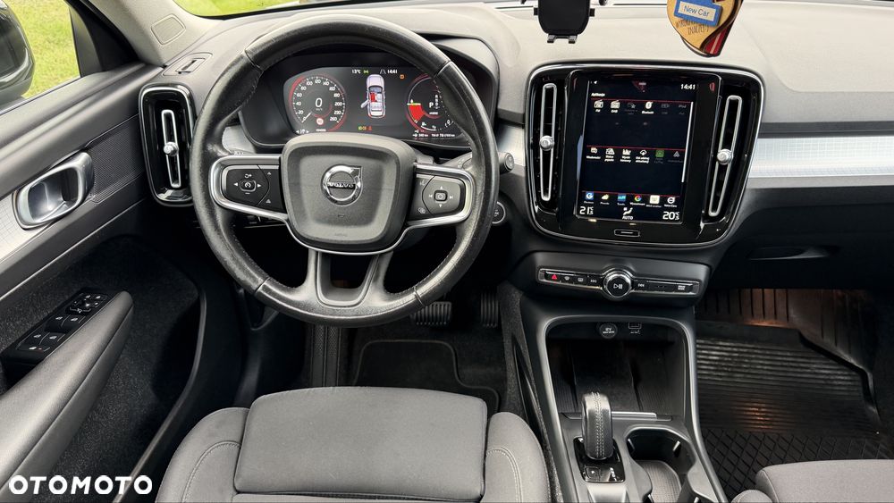Volvo XC 40 - 5