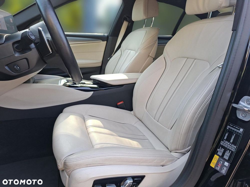 BMW Seria 5 - 11