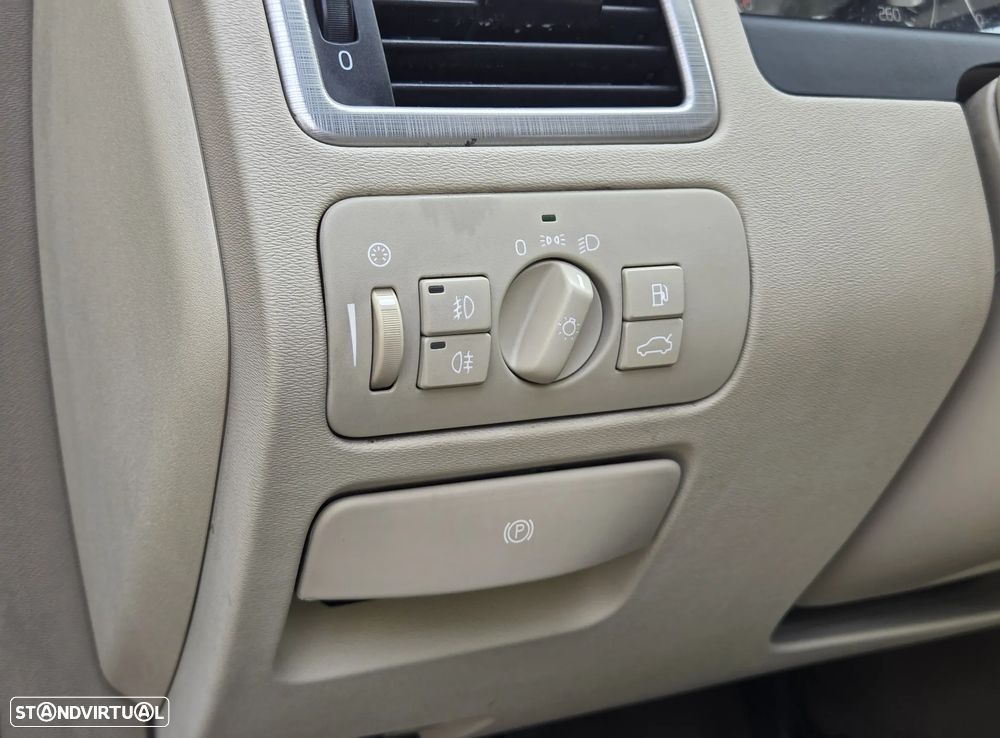 Volvo S80 2.4 D5 Nivel 2 - 19