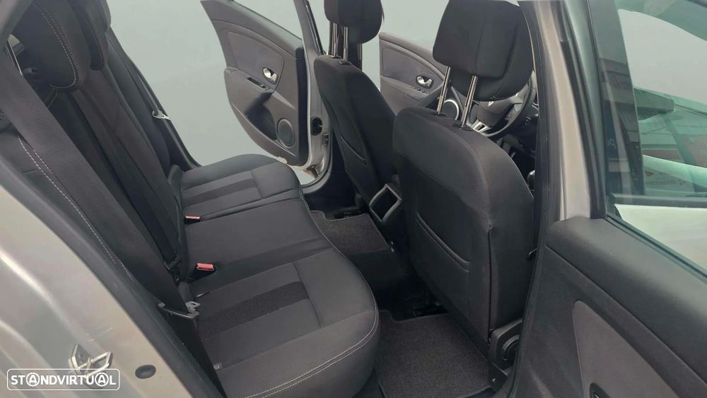 Renault Mégane Sport Tourer 1.5 dCi Dynamique S - 13