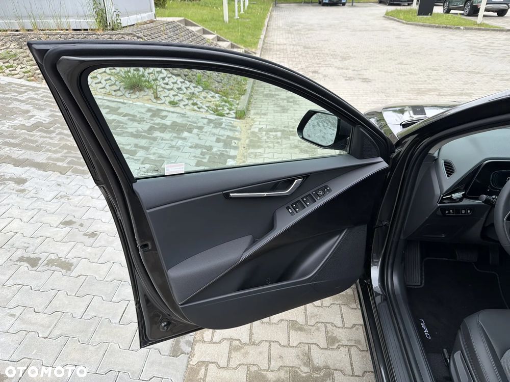 Kia Niro 1.6 GDI Hybrid L - 12