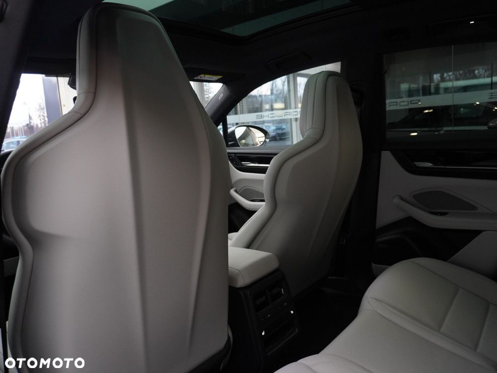 Porsche Macan 4 100kWh - 32