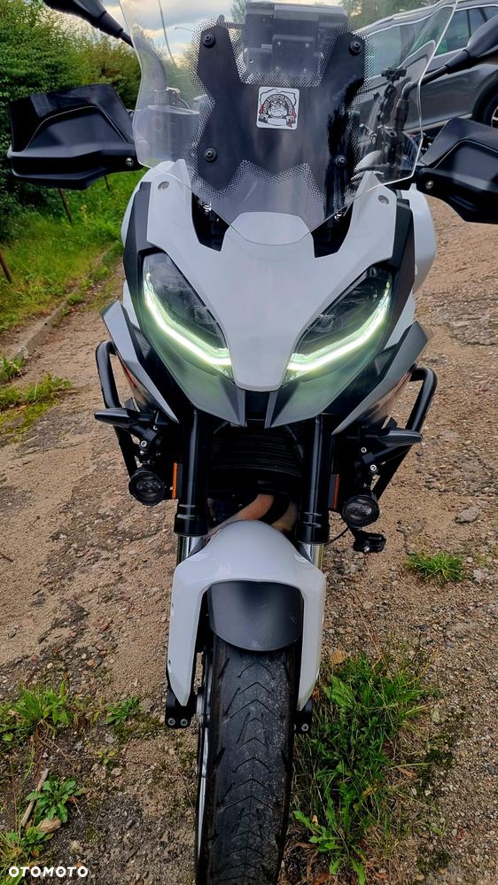BMW XR - 7