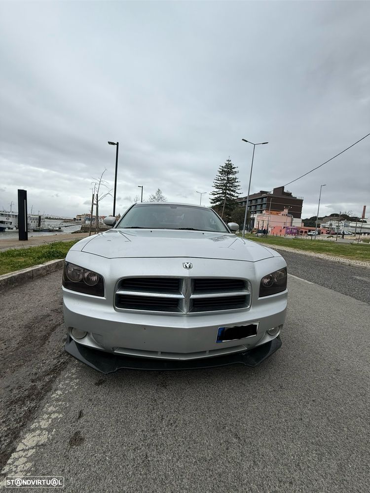 Dodge Charger - 1