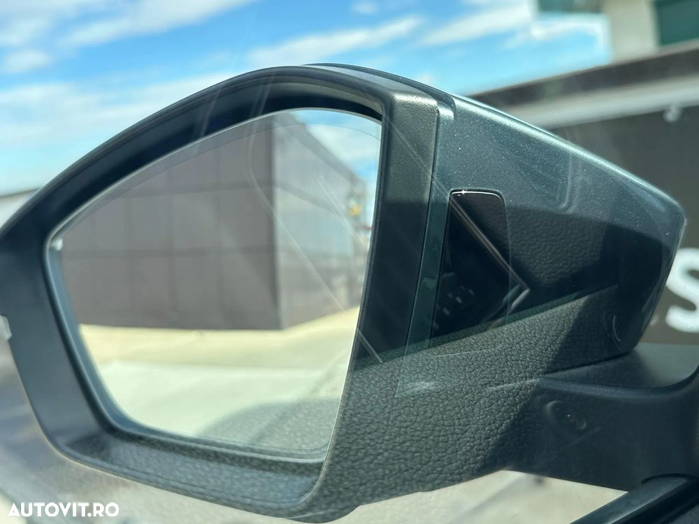 Skoda Superb 2.0 TDI Premium Edition - 18