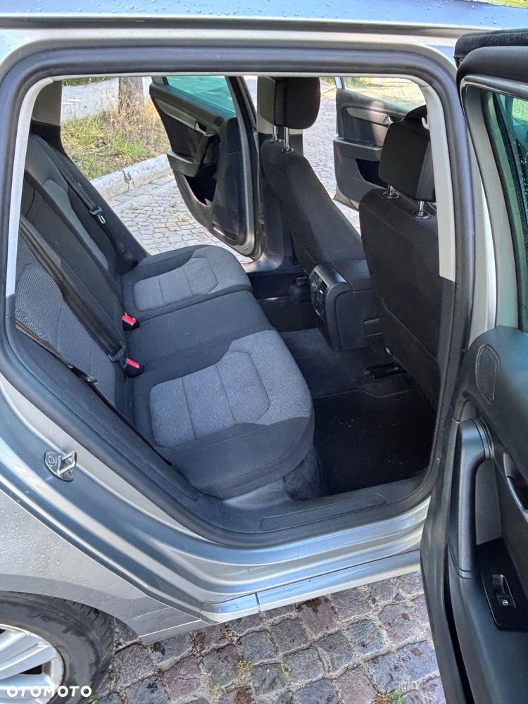Volkswagen Passat 2.0 TDI Edition 40 DSG - 8