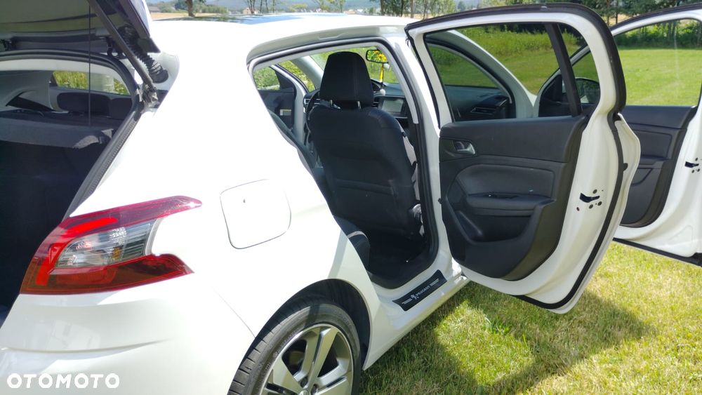 Peugeot 308 - 26