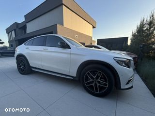 Mercedes-Benz GLC - 1