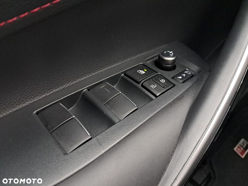 Toyota Corolla - 16