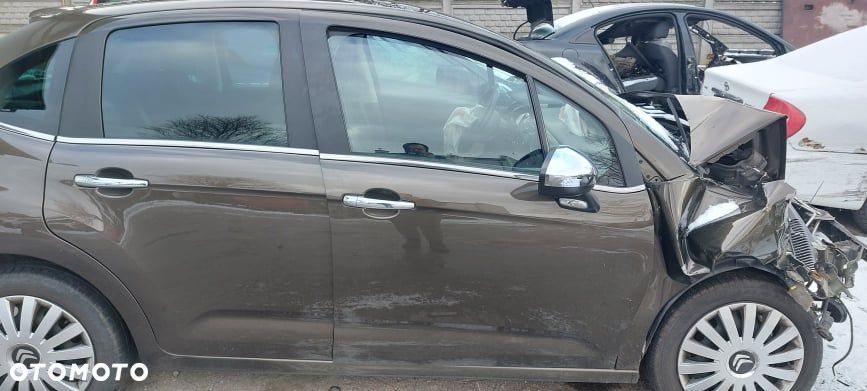 Citroen C3 ii 1,2 vti rozrusznik - 9