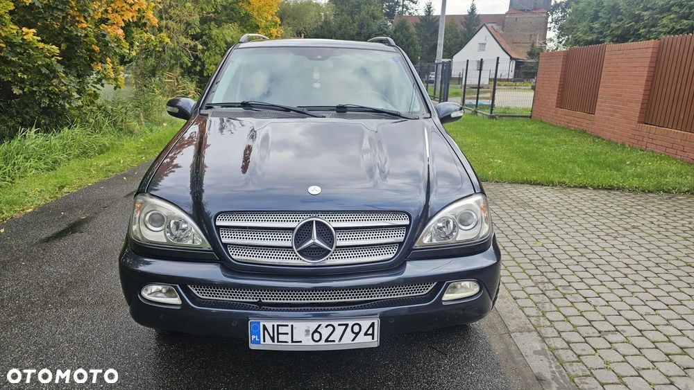Mercedes-Benz ML - 4