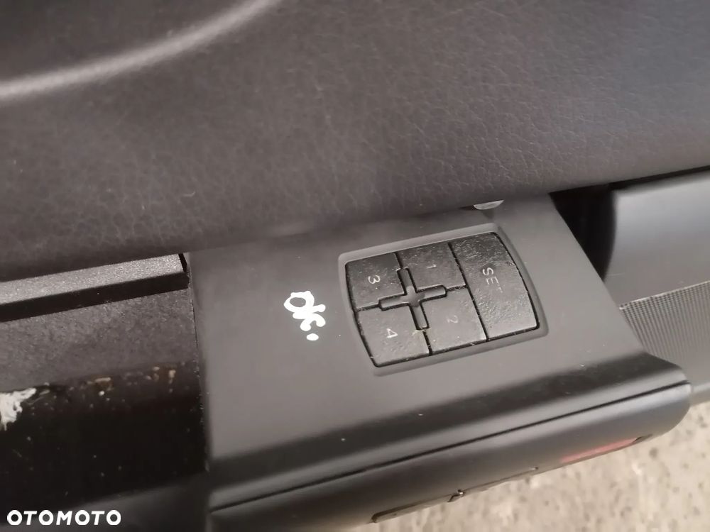 Fotele Kanapa Boczki Skóra Skórzany Czarna Audi A8 D3 EU Na Elementy - 35