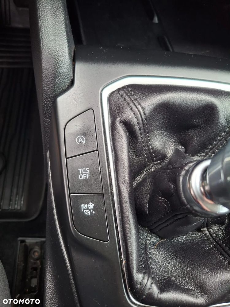 Ford Focus 1.0 EcoBoost Connected - 27