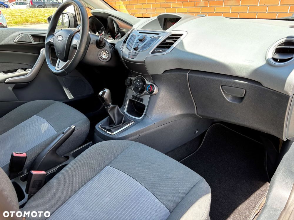 Ford Fiesta 1.25 Trend - 22