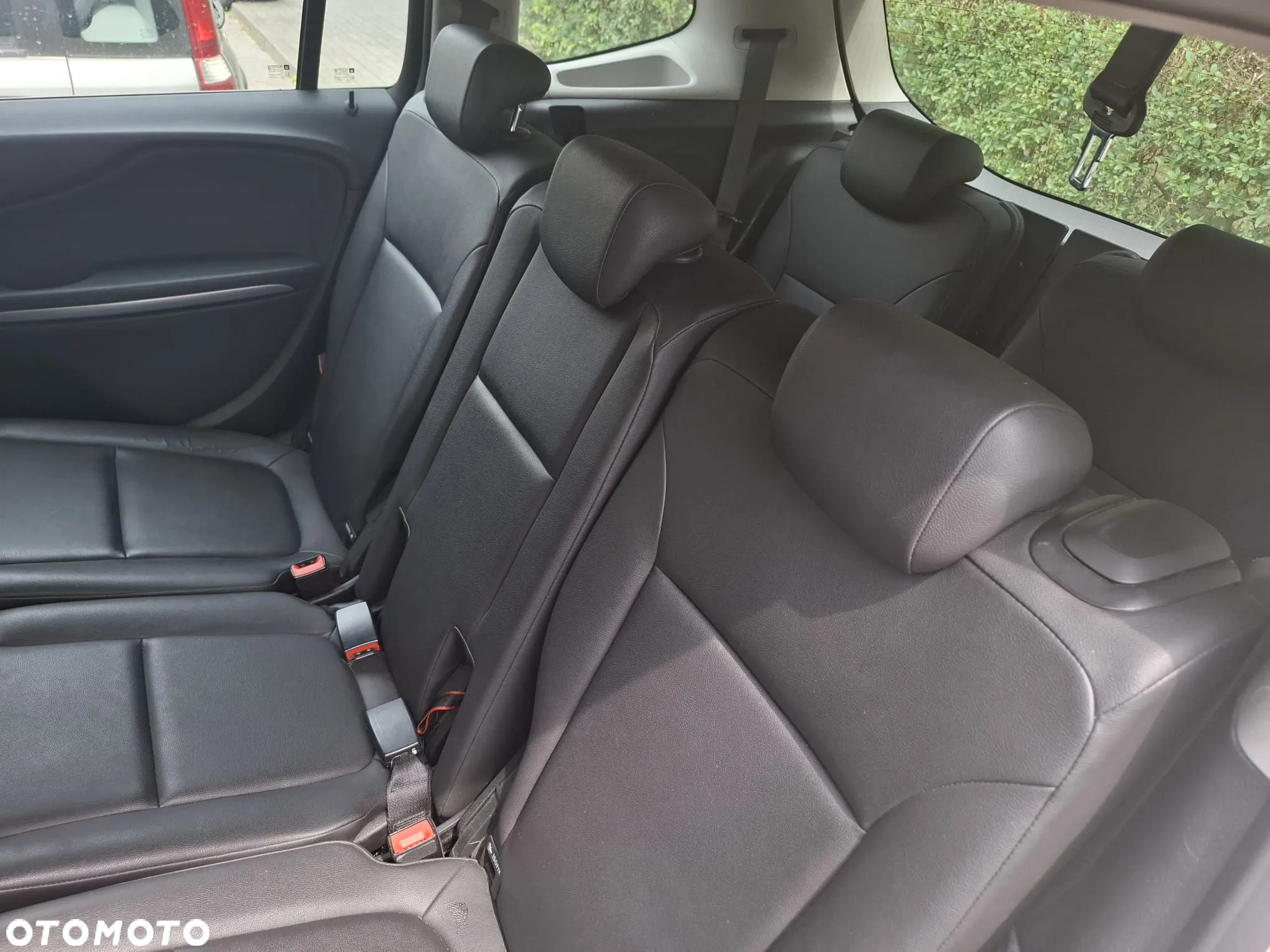 Opel Zafira - 11