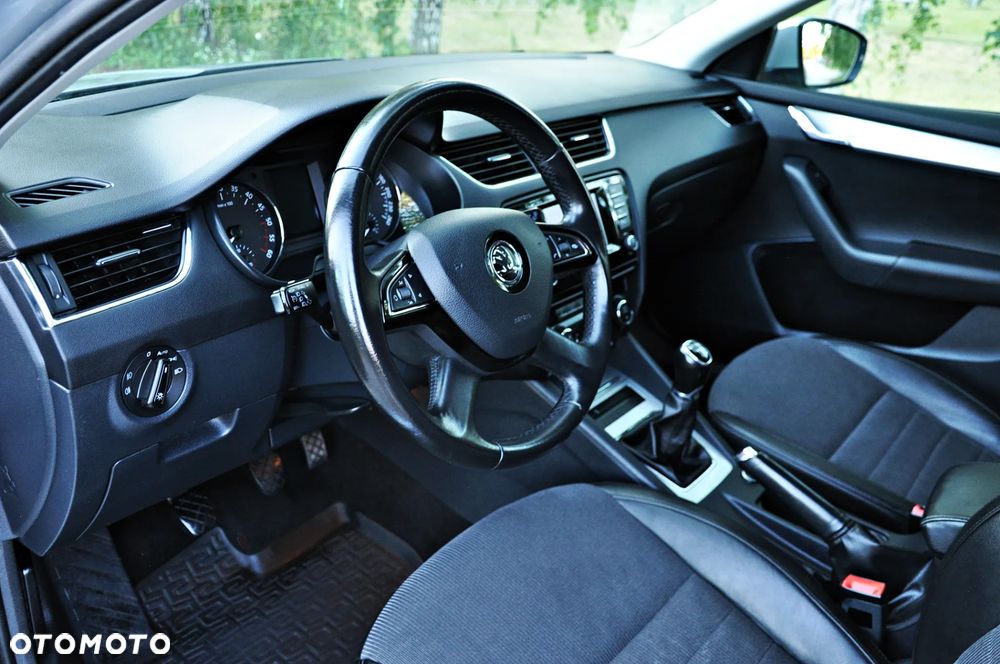 Skoda Octavia 2.0 TDI Premium Edition - 15
