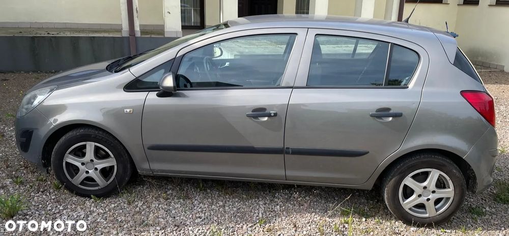 Opel Corsa 1.2 16V Enjoy - 3