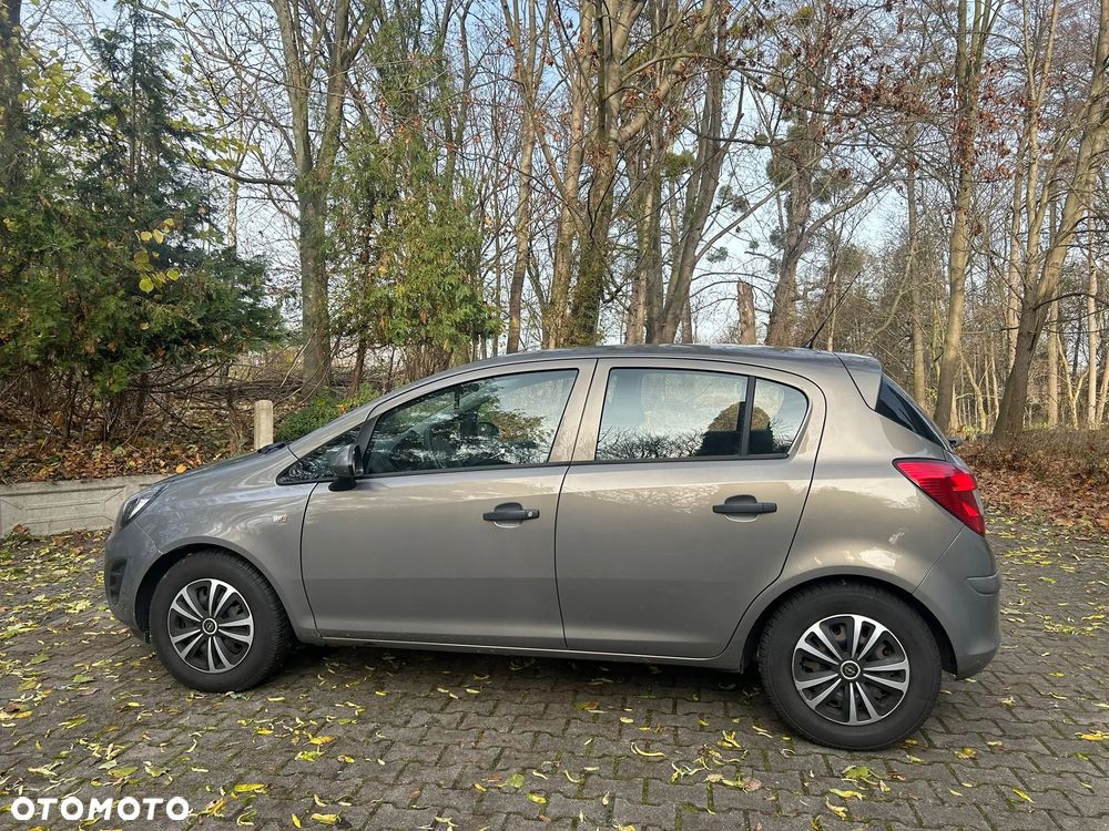 Opel Corsa 1.2 16V Edition / Active - 6