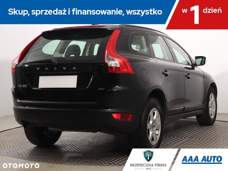 Volvo XC 60 - 6