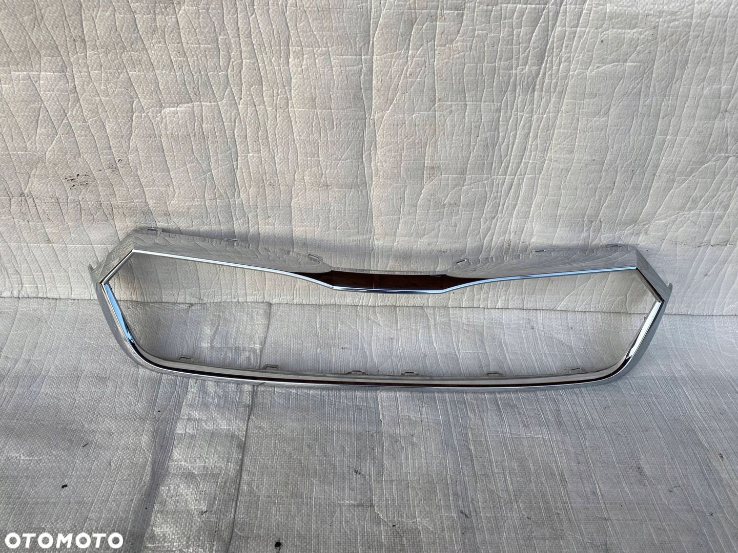 SKODA OCTAVIA 4 IV CHROM ATRAPY GRILL 19- - 1