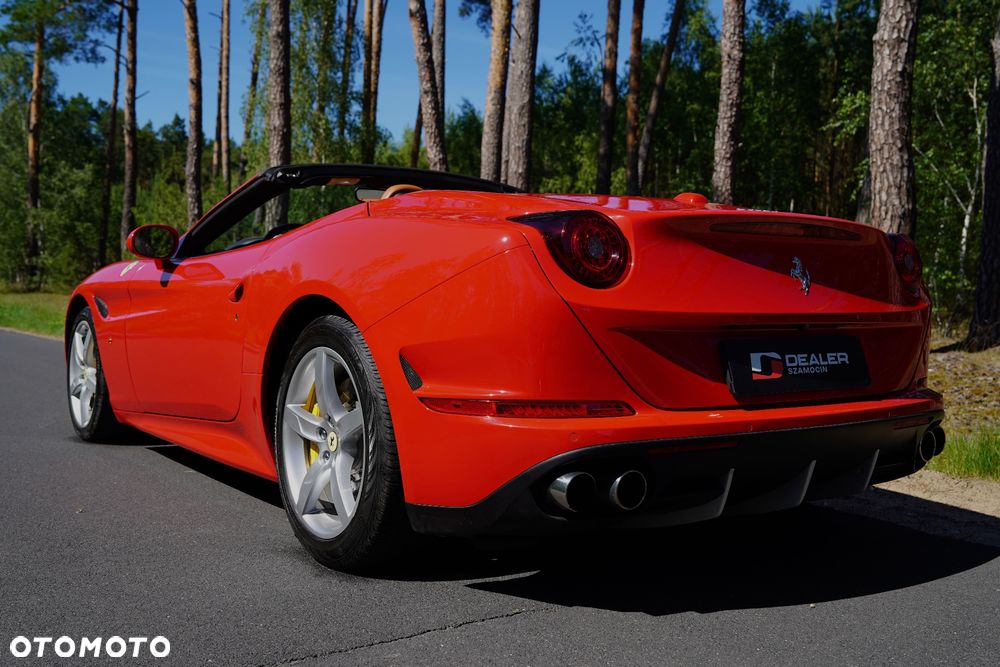 Ferrari California T - 3
