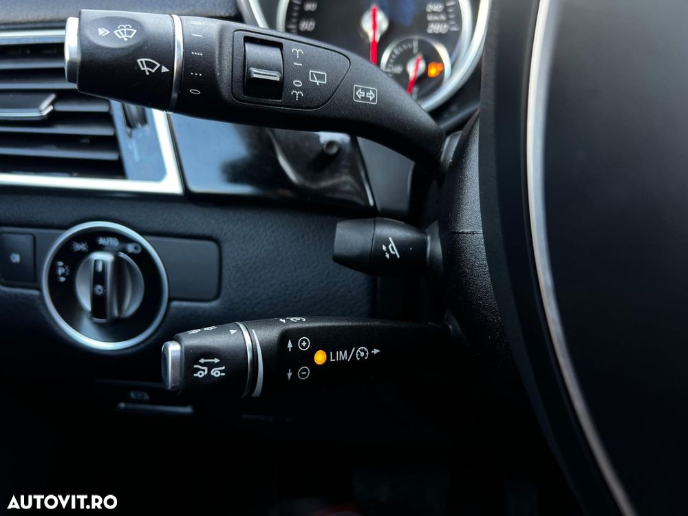 Mercedes-Benz GLS - 22