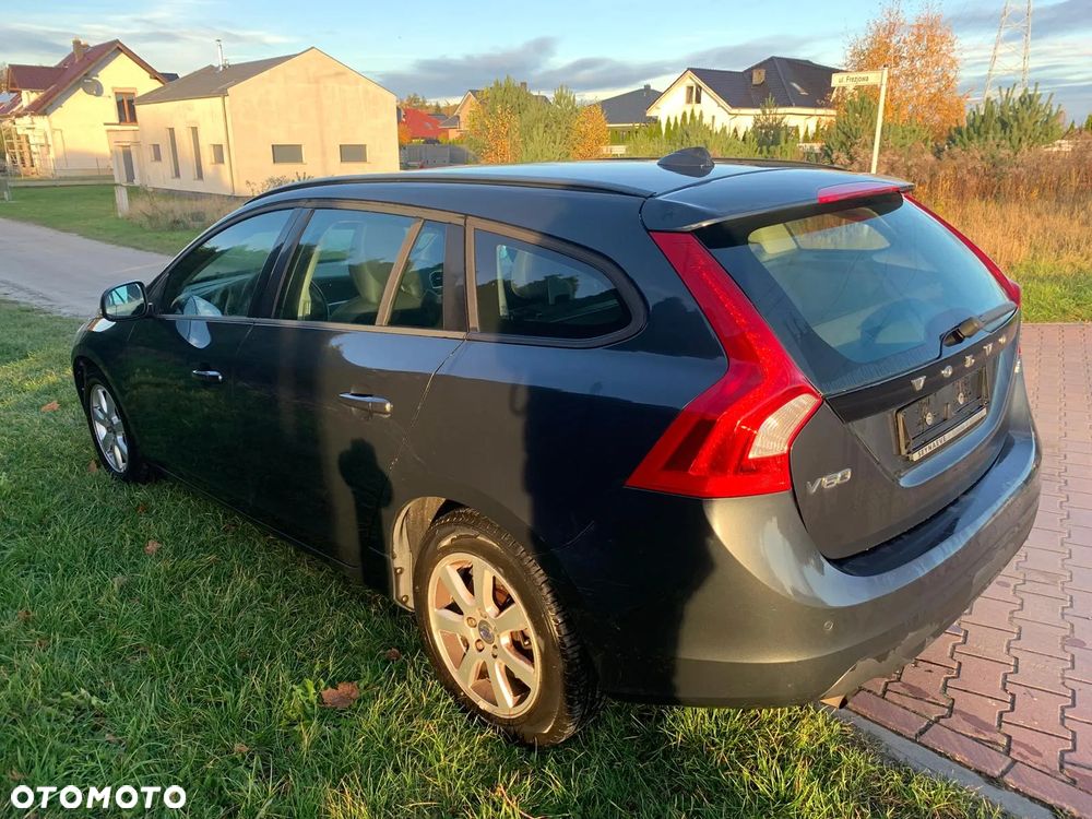 Volvo V60 D2 Momentum - 7