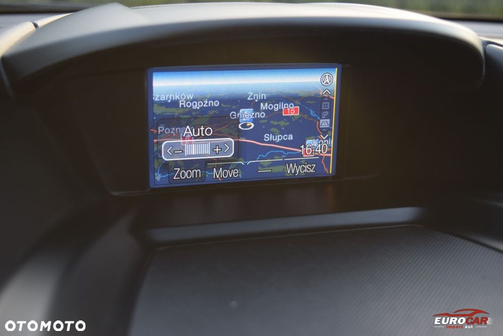 Ford Kuga 2.0 TDCi 2x4 Titanium - 21