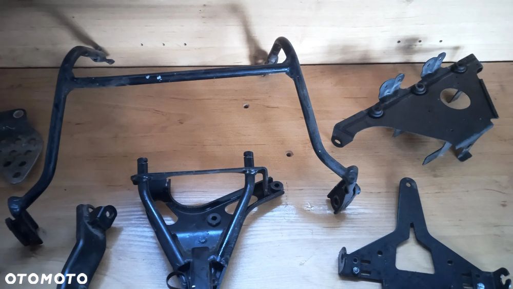 Na części Kawasaki Ninja ZX600G/H967 ZX6R silnik skrzynia rozrusznik alternator bak rama lagi amortyzator kolektor - 27