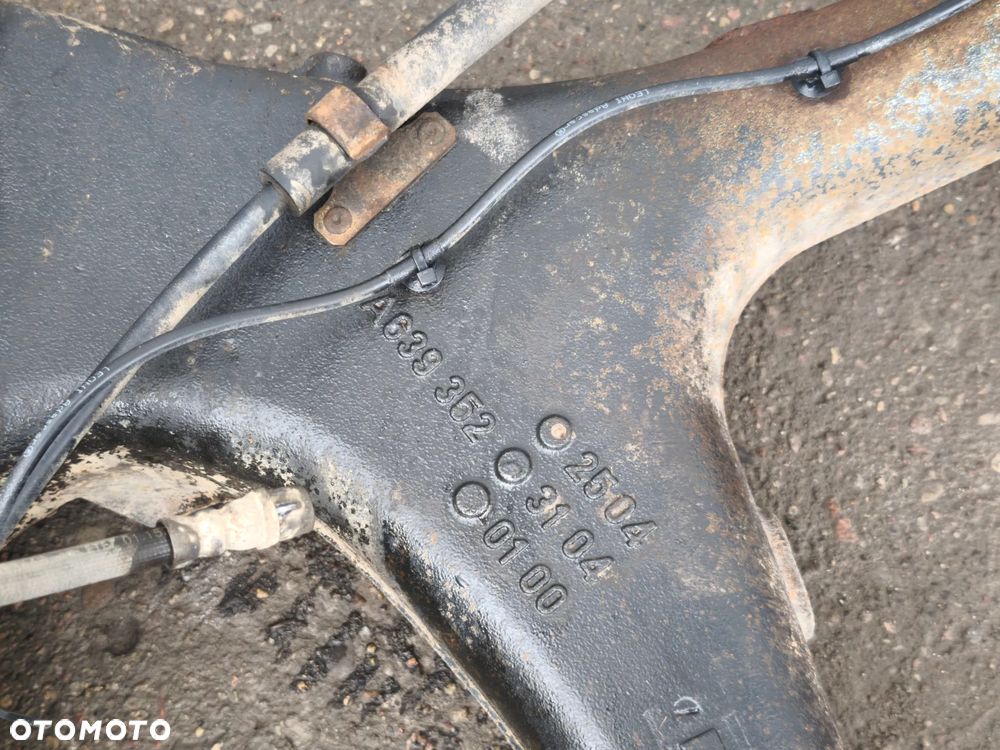 Wahacz tył prawy Mercedes Vito w639 Lift a6393522504 zacisk piasta - 3