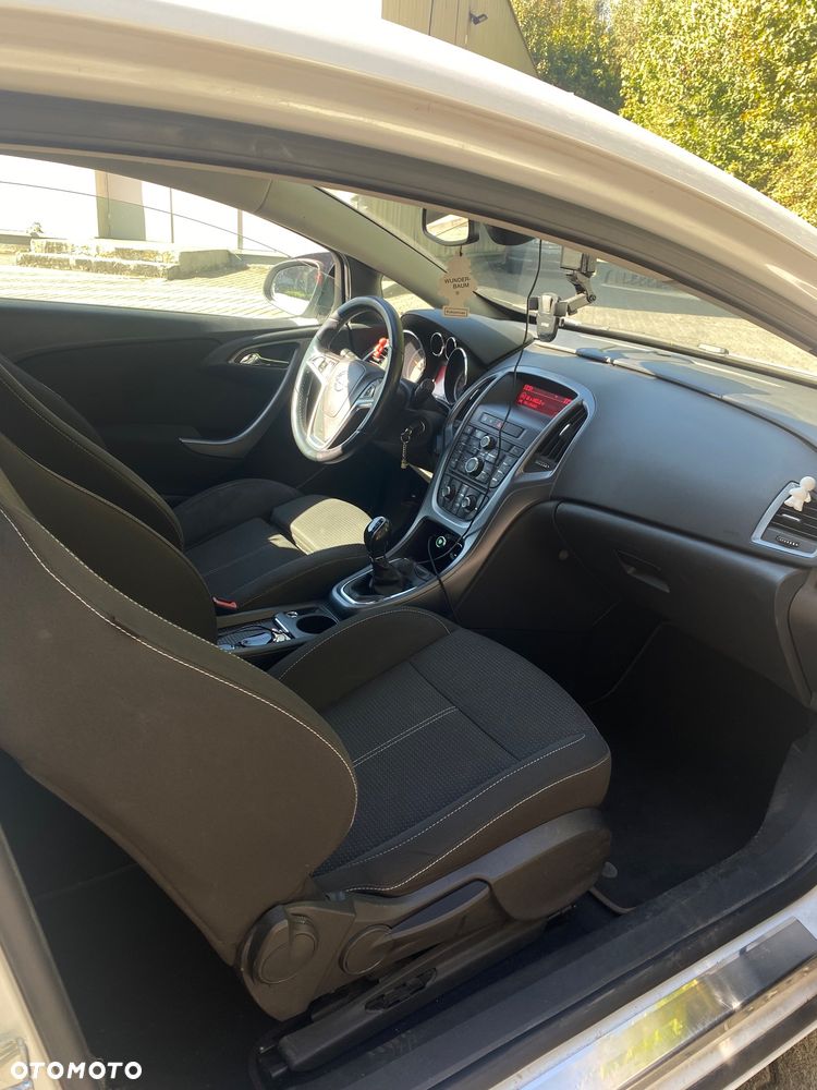Opel Astra - 10