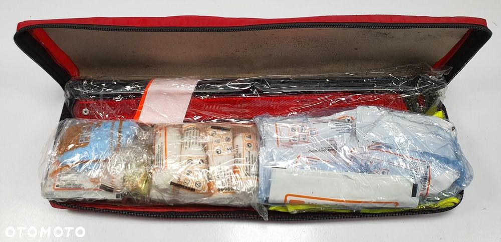 APTECZKA PIERWSZEJ POMOCY UNIWERSALNA DO AUTA SAMOCHODU - 2