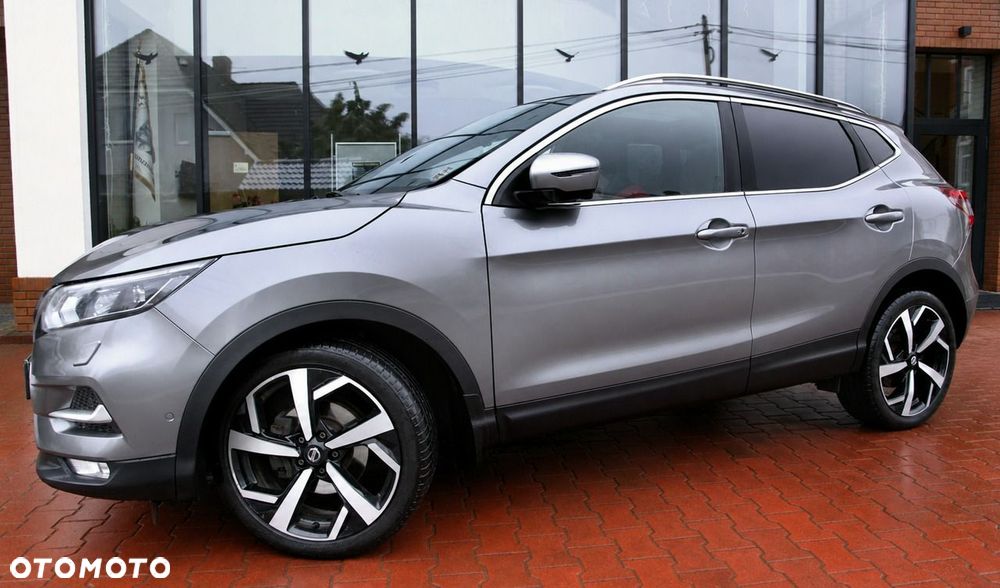 Nissan Qashqai 1.2 DIG-T Xtronic TEKNA+ - 30