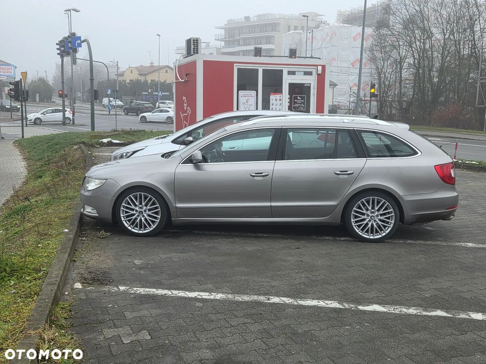 Skoda Superb 1.8 TSI Elegance - 2