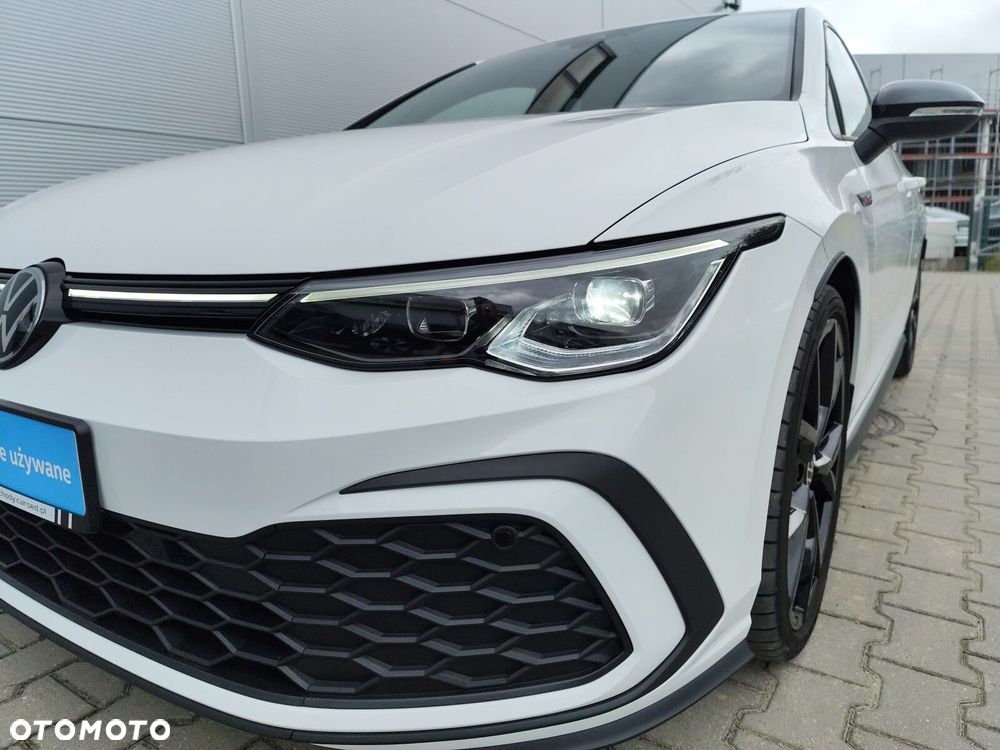 Volkswagen Golf - 31