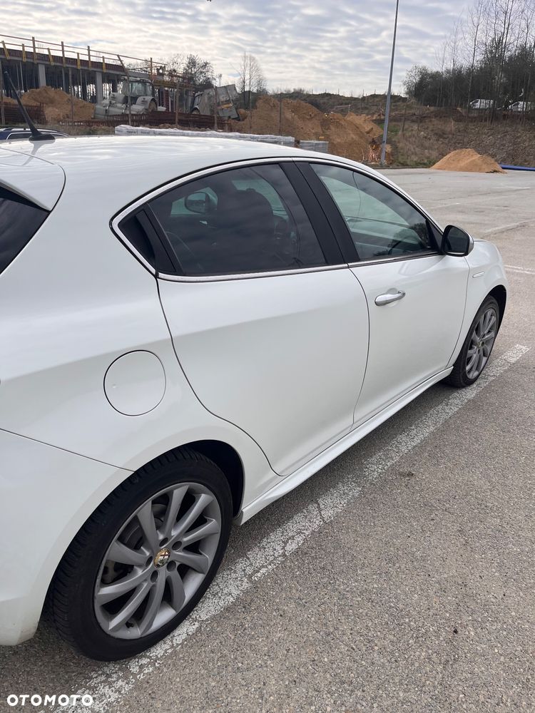 Alfa Romeo Giulietta - 4