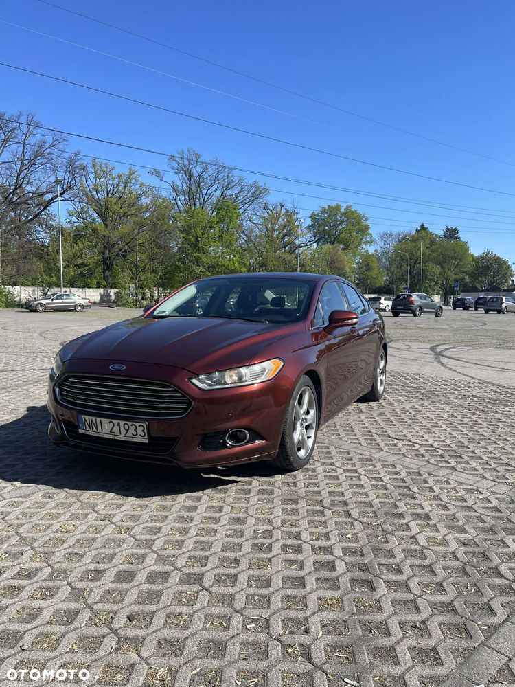 Ford Fusion - 2