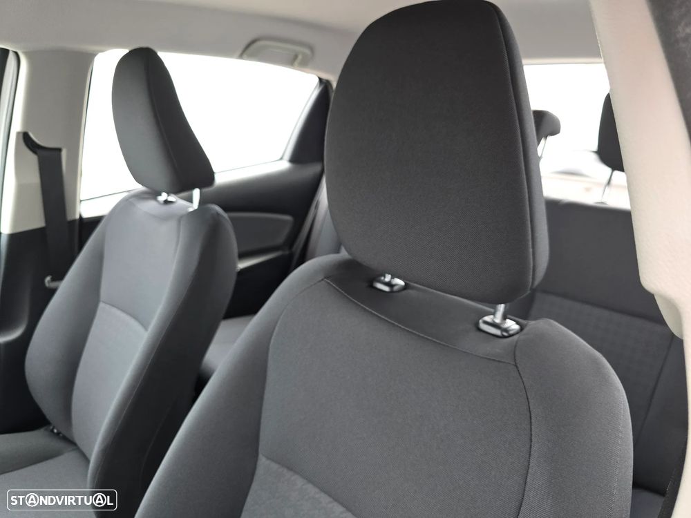 Toyota Yaris 1.0 VVT-i ACtive - 18
