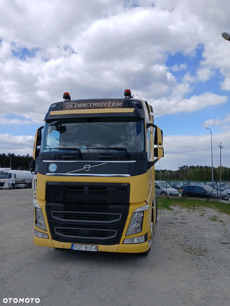 Volvo FH - 1