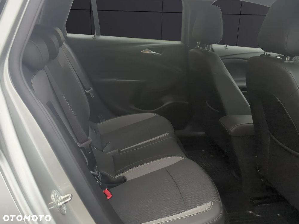 Opel Astra 1.2 T Elegance S&S - 22
