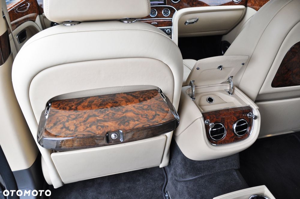 Bentley Mulsanne - 34