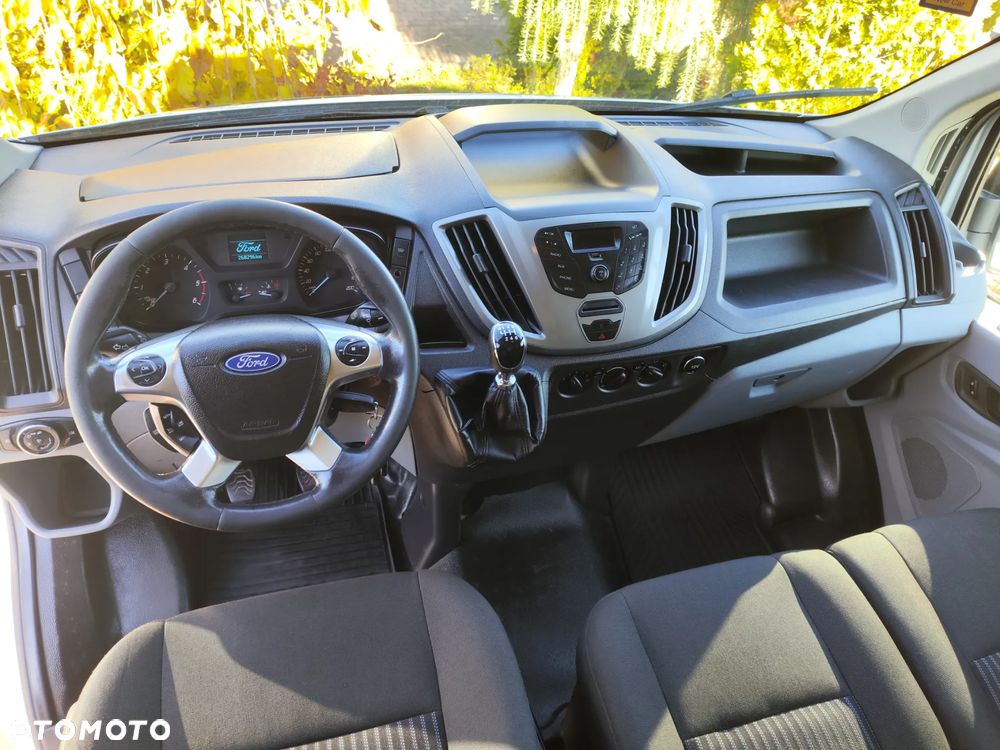 Ford Transit - 20
